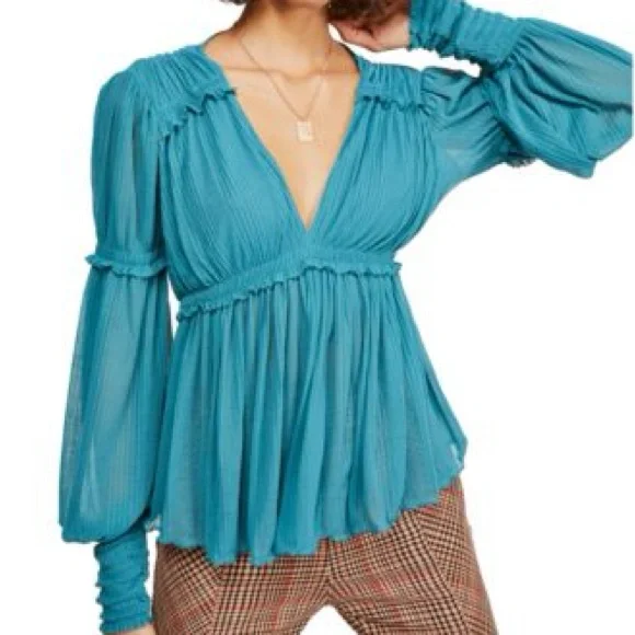 Free People Day Dreaming Top in Teal - Picture 2 of 10